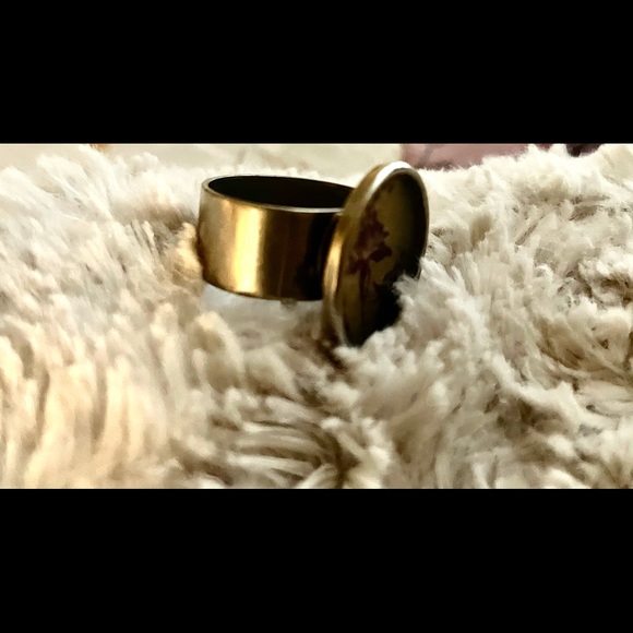 Handmade, real dried flower statement ring - Picture 2 of 2